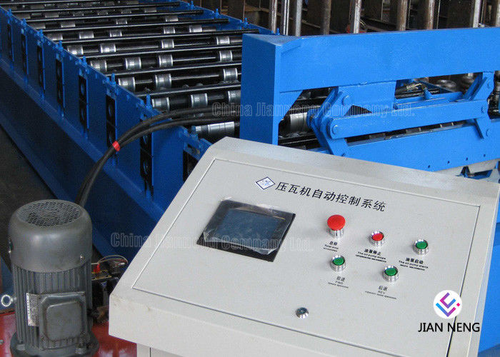 機械、機械高速を作るGI PPGIの鋼鉄プロフィールを形作る380V壁パネル ロール